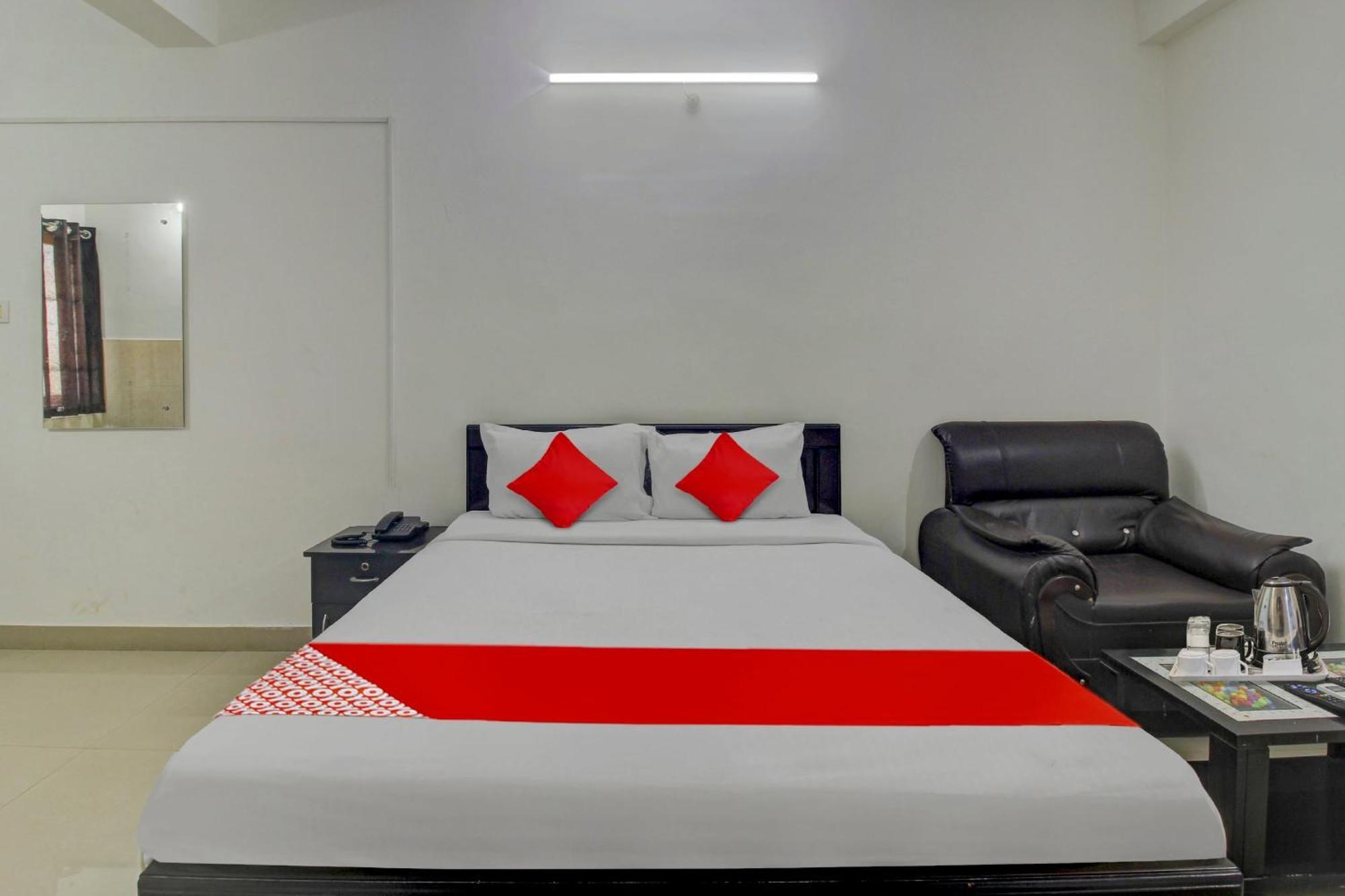 Hotel O Stay U Like Hotel'S Hyderabad Exterior photo